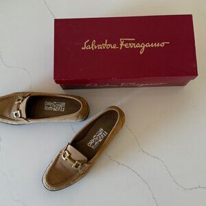 Ferragamo Women's suede two bit Loafer